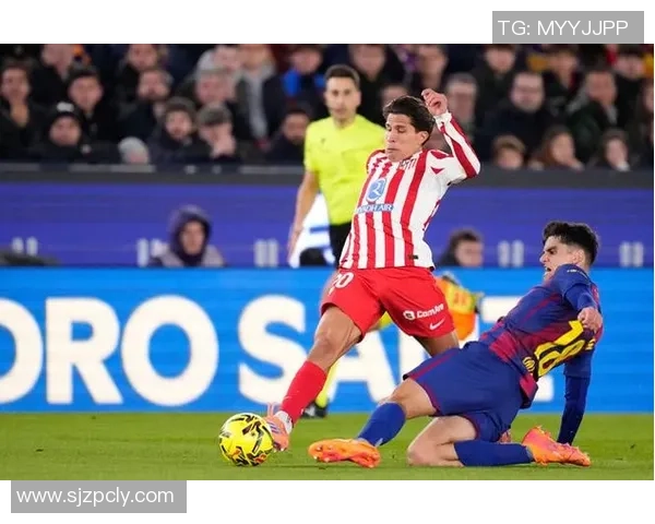 西甲焦点战巴萨主场迎战马竞争夺冠军争冠关键战役